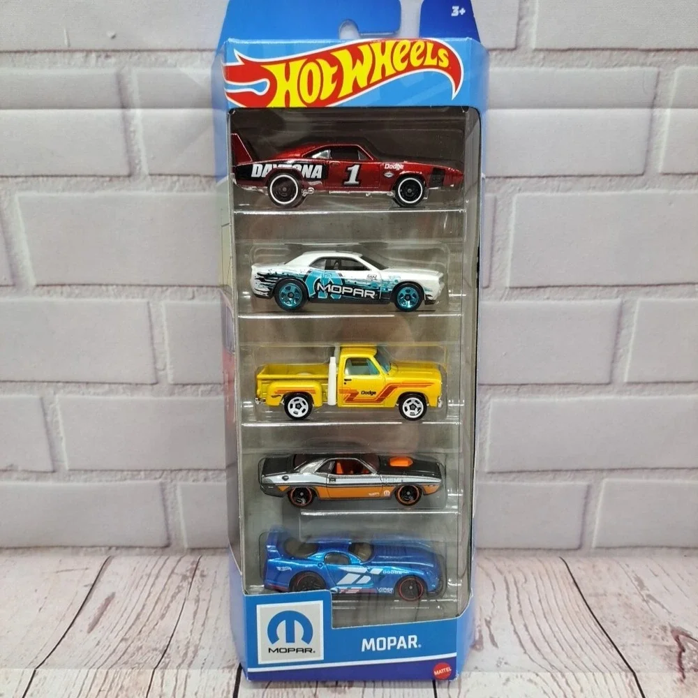 Hot Wheels 2024 Mopar 5 Pack Viper, Superbird, Challenger, Li'l Red Express, SRT